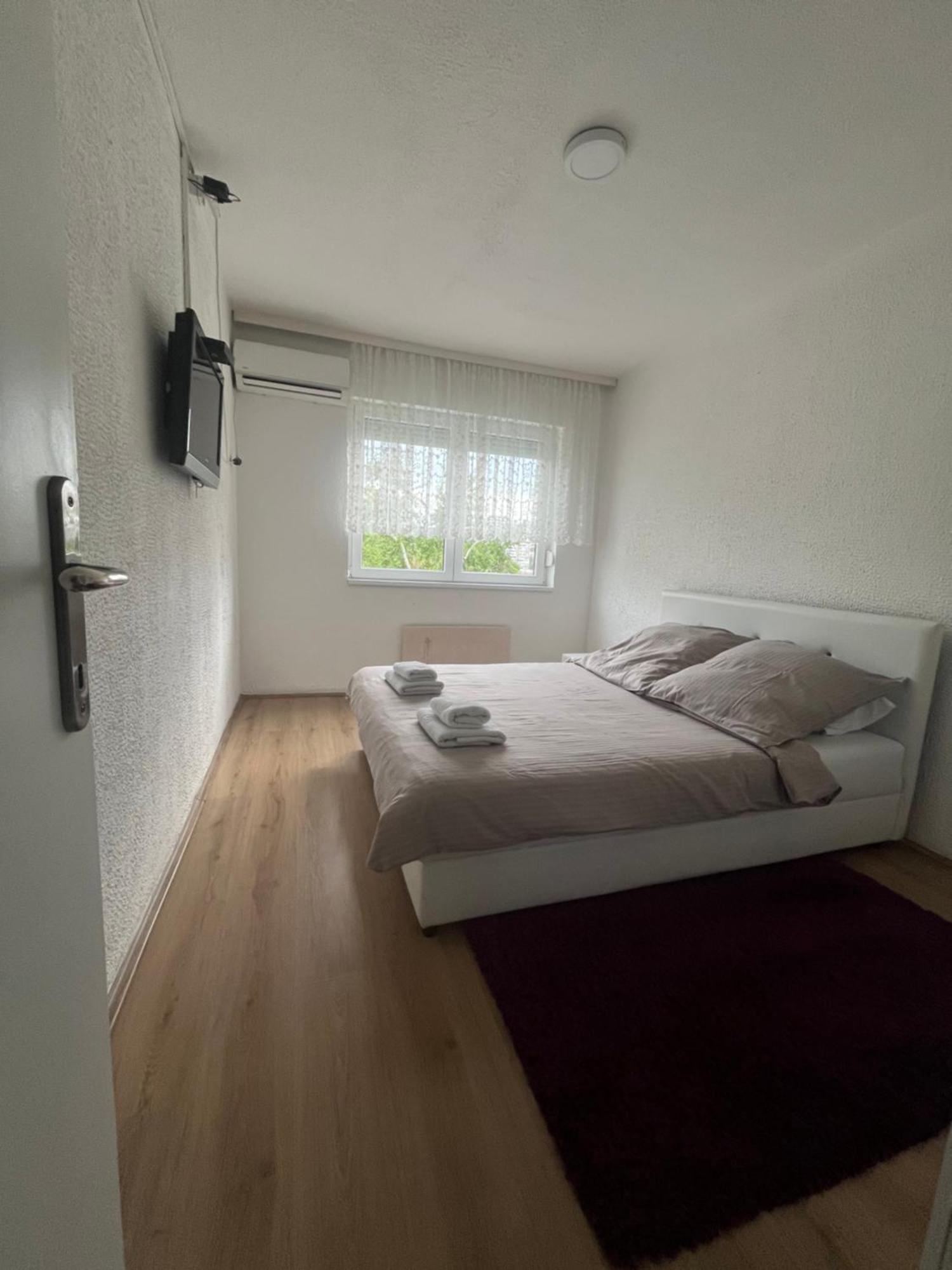 Pavlovic Apartman Belgrado Esterno foto